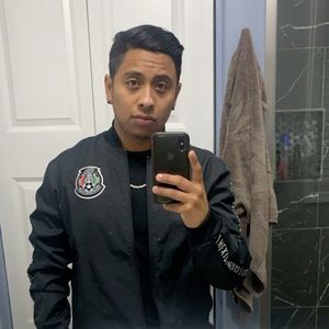 Meet your Posher, Luis